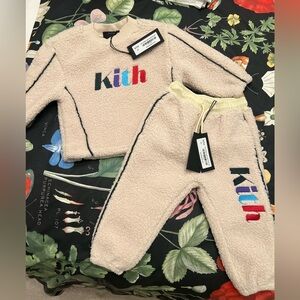 Brand New w/ Tags!  “Kith” Kids Multicolor Logo Fleece Set, Sz 2T